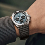 Breitling - Chronomat B01 42