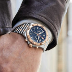 Breitling - Chronomat B01 42
