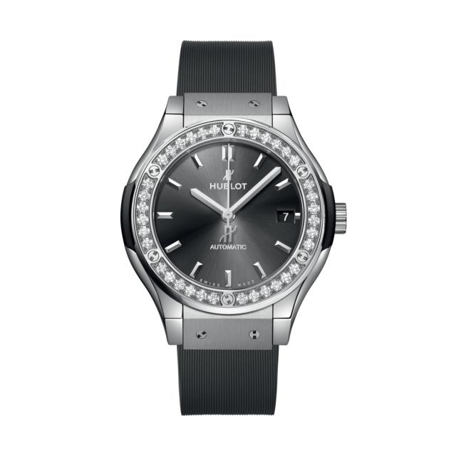 Hublot - Classic Fusion Racing Grey Titanium Diamonds 
