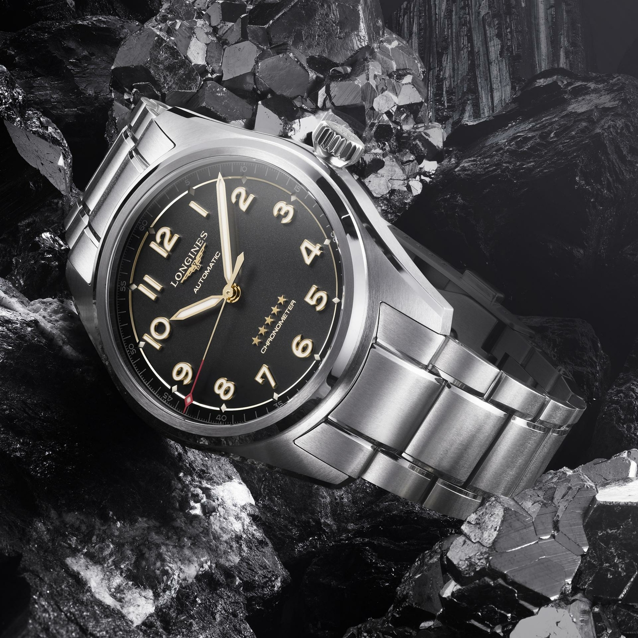 Longines_L3.811.1.53.6_Spirit Titanium_Couche_Newsbeitrag_1920x1920px